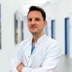 Portrait: Dr. med. Tilmann Schneider